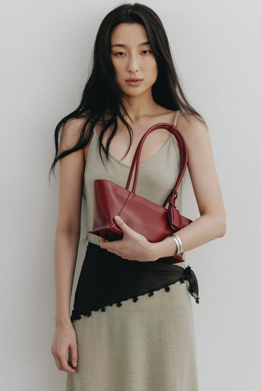MONIQUE SHOULDER BAG (CARMINE RED)