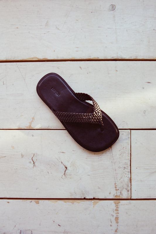 WOVEN FLIP (DARK BROWN)