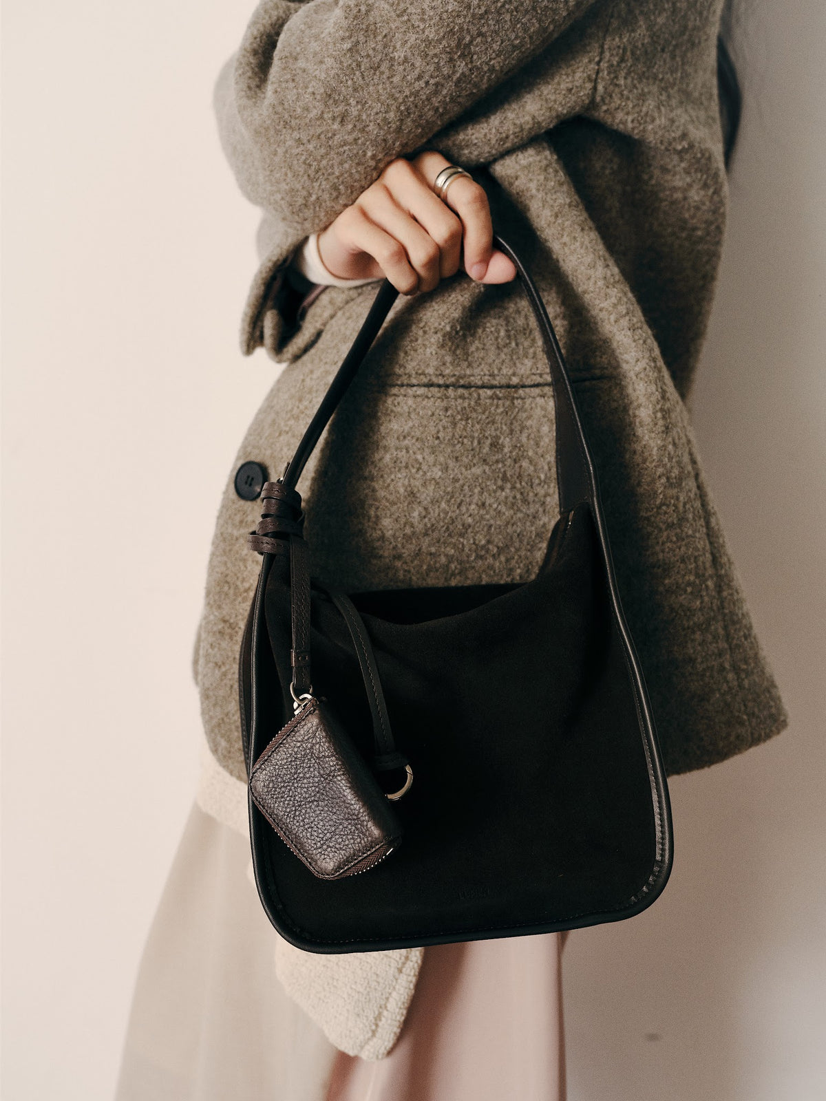 CUBE HOBO BAG (SUEDE BROWN) - Atelier de LUMEN