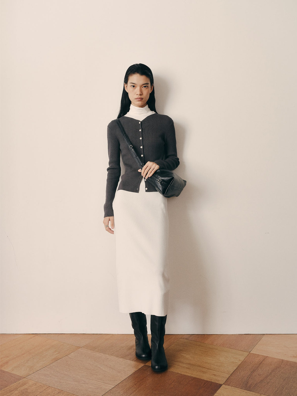 DOUBLE STRAP SHOULDER BAG (SOFT BLACK) - Atelier de LUMEN