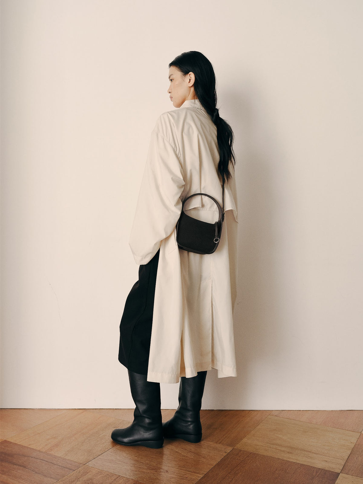 CUBE MINI BAG (SUEDE BROWN) - Atelier de LUMEN