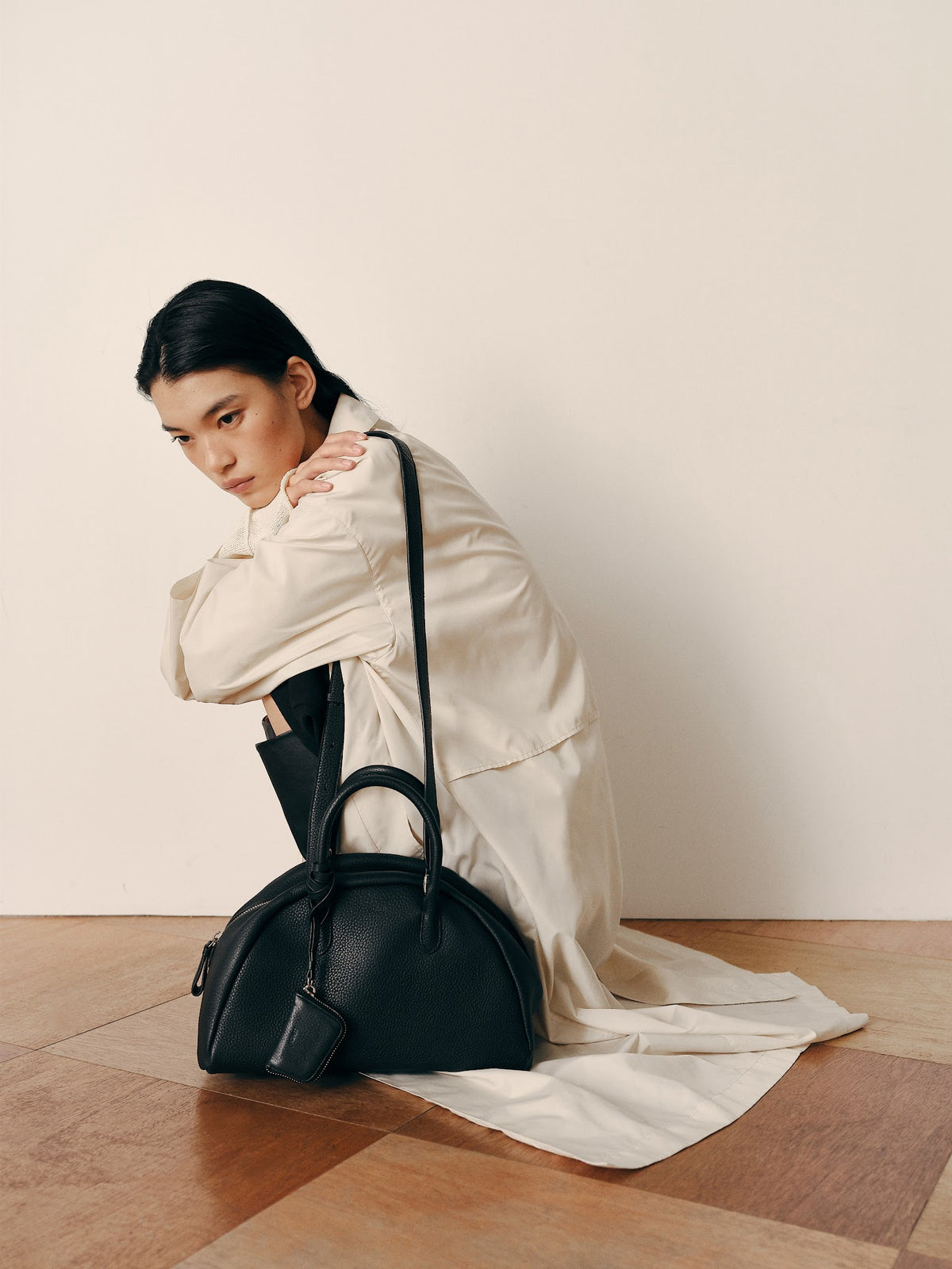 FADE BOSTON BAG (SOFT BLACK) - Atelier de LUMEN