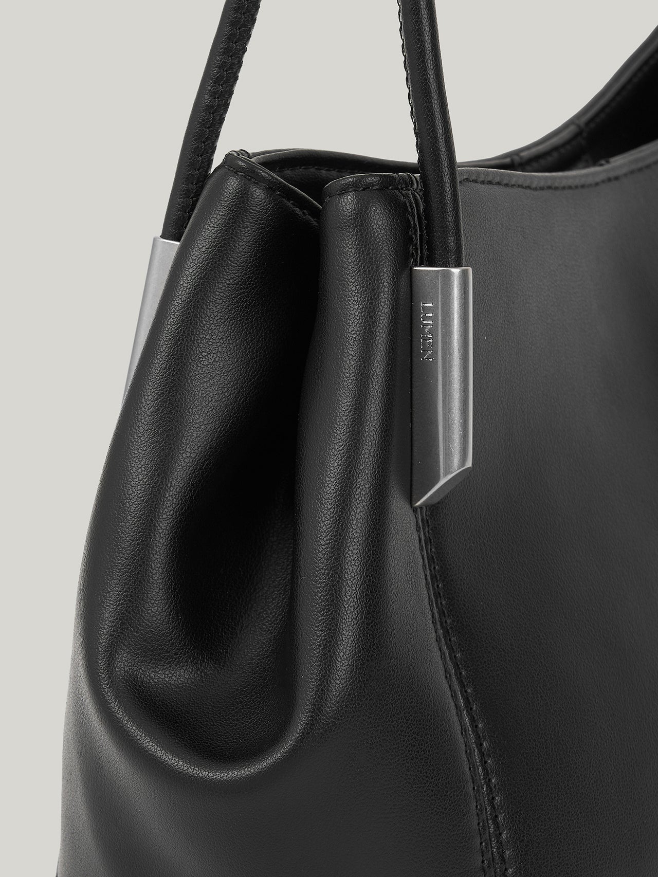 リ*ョ様 【極美品】LUMEN ARTE DEMI BAG Soft Black MARRON DEMI BAG (SOFT BLACK) – Atelier de LUMEN