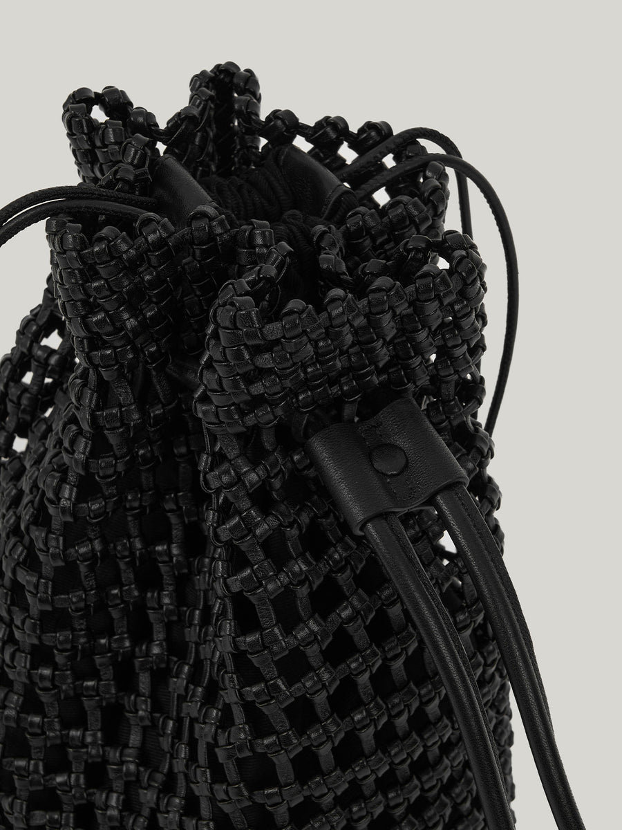 grid-sling-bag-soft-black-description-1