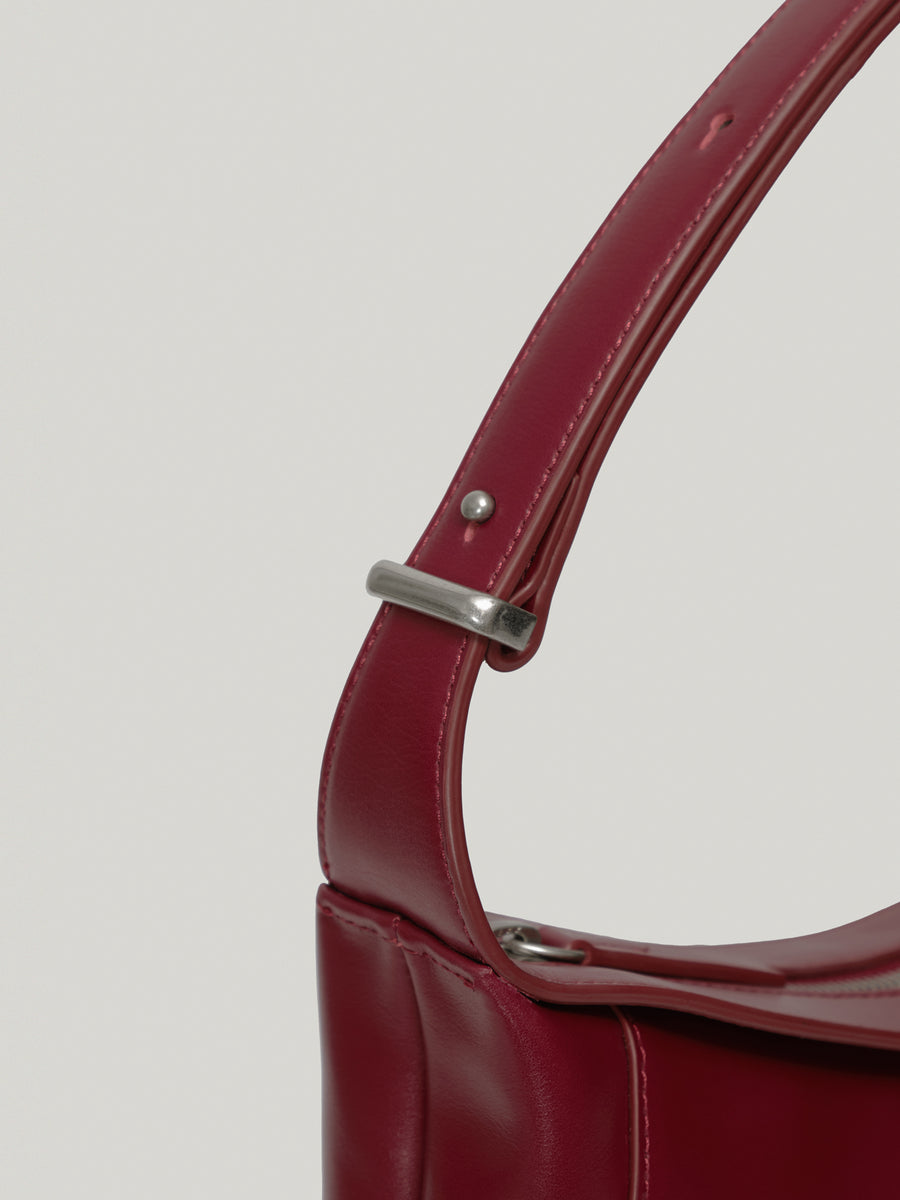 cote-bag-carmine-red-description-1