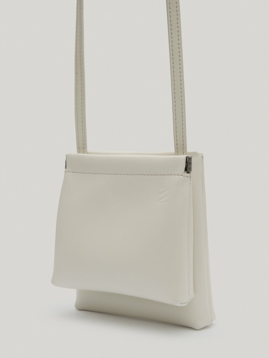 mon-bag-ecru-white-description-1