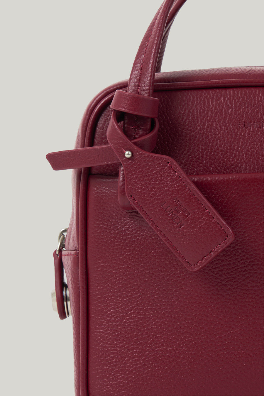 nadel-bowling-tote-bag-carmine-red-description-1