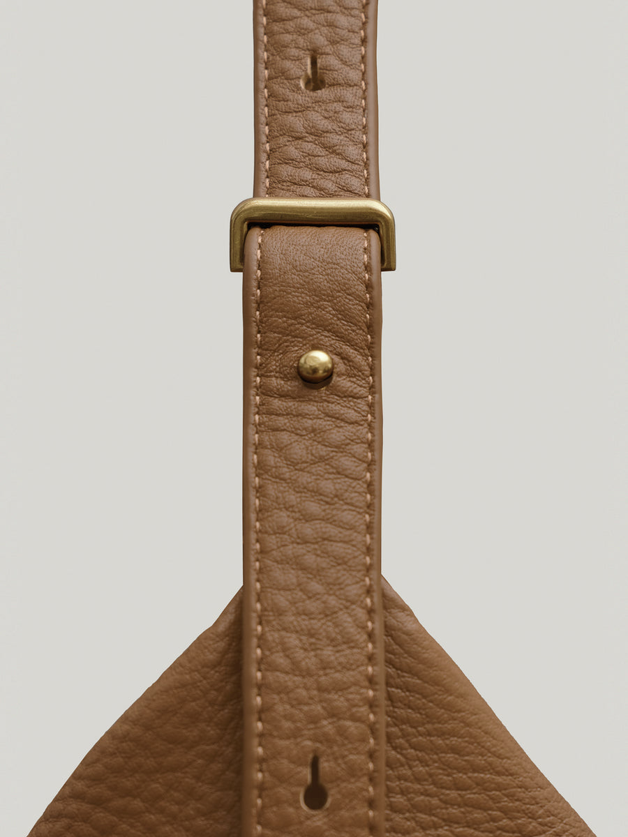 baia-bag-tawny-brown-description-1