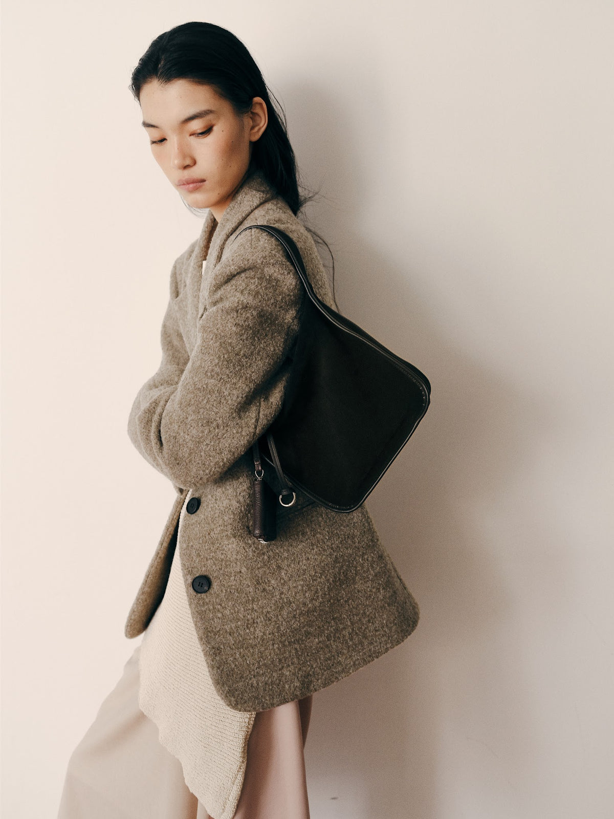 CUBE HOBO BAG (SUEDE BROWN) - Atelier de LUMEN