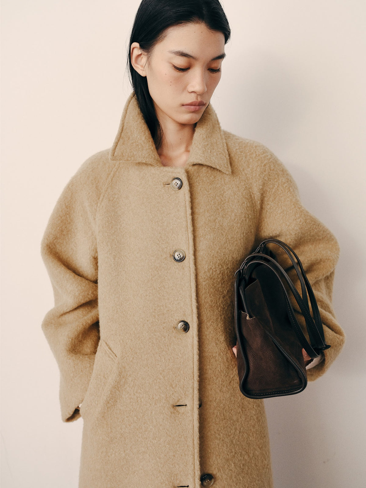 KARRY SHOULDER BAG (NUBUCK BROWN) - Atelier de LUMEN