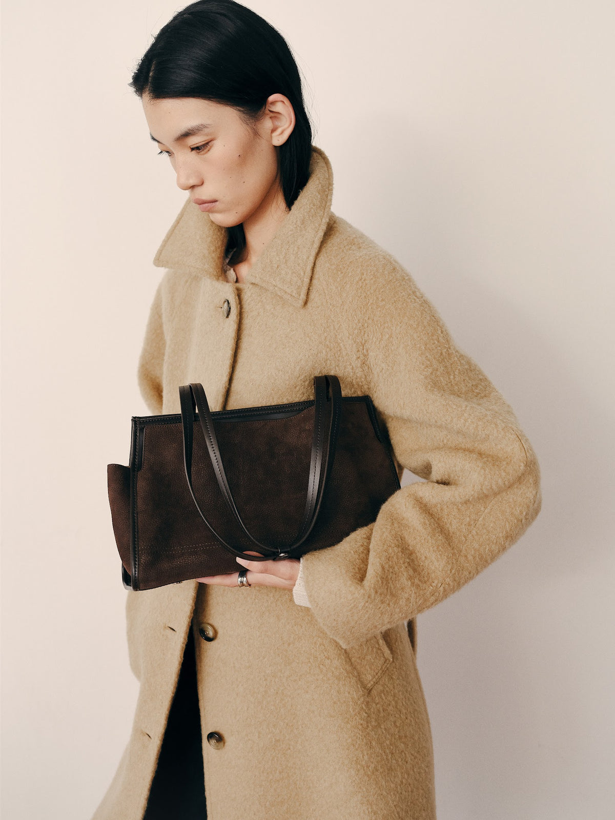 KARRY SHOULDER BAG (NUBUCK BROWN) - Atelier de LUMEN