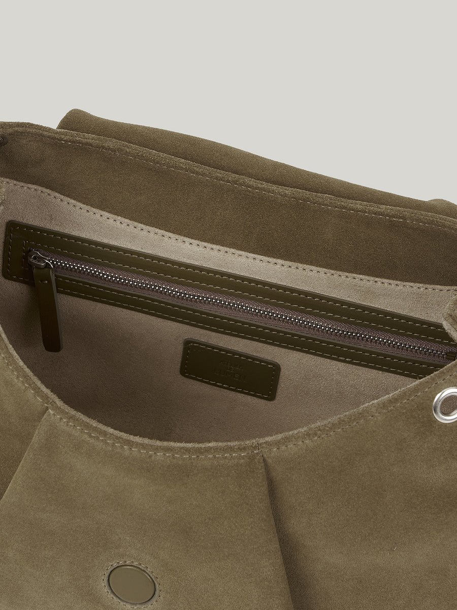 vere-flap-bag-suede_camel-description-2