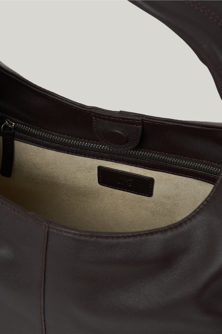 pillow-hobo-bag-organ-brown-description-2