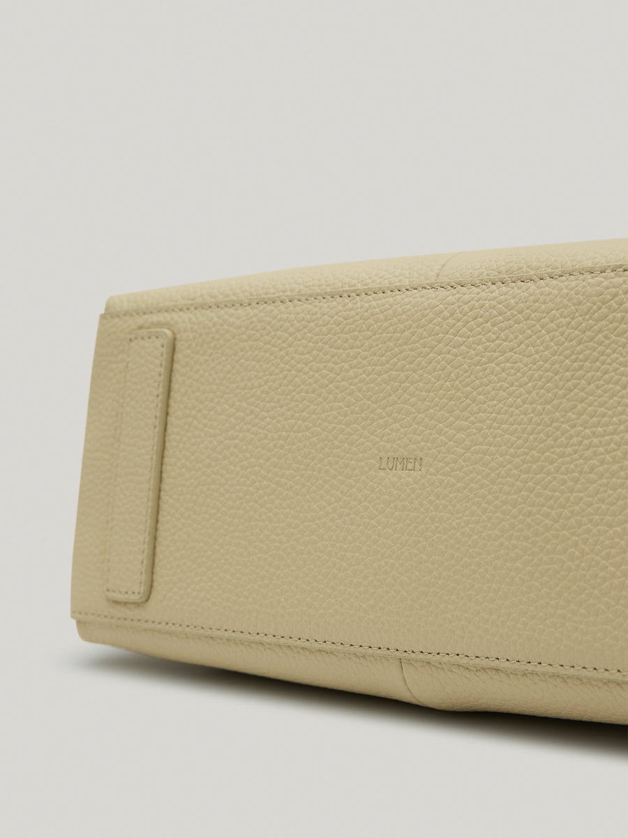 pave-petit-bag-hay-yellow-description-3