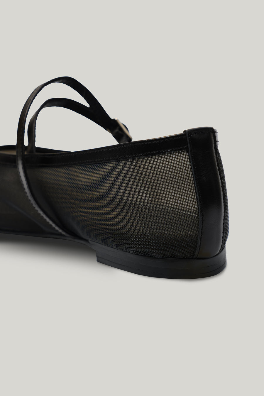 double-strap-mesh-flat-mesh-black-description-2