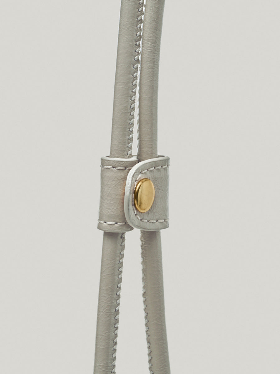 marron-bag-misty-white-description-2