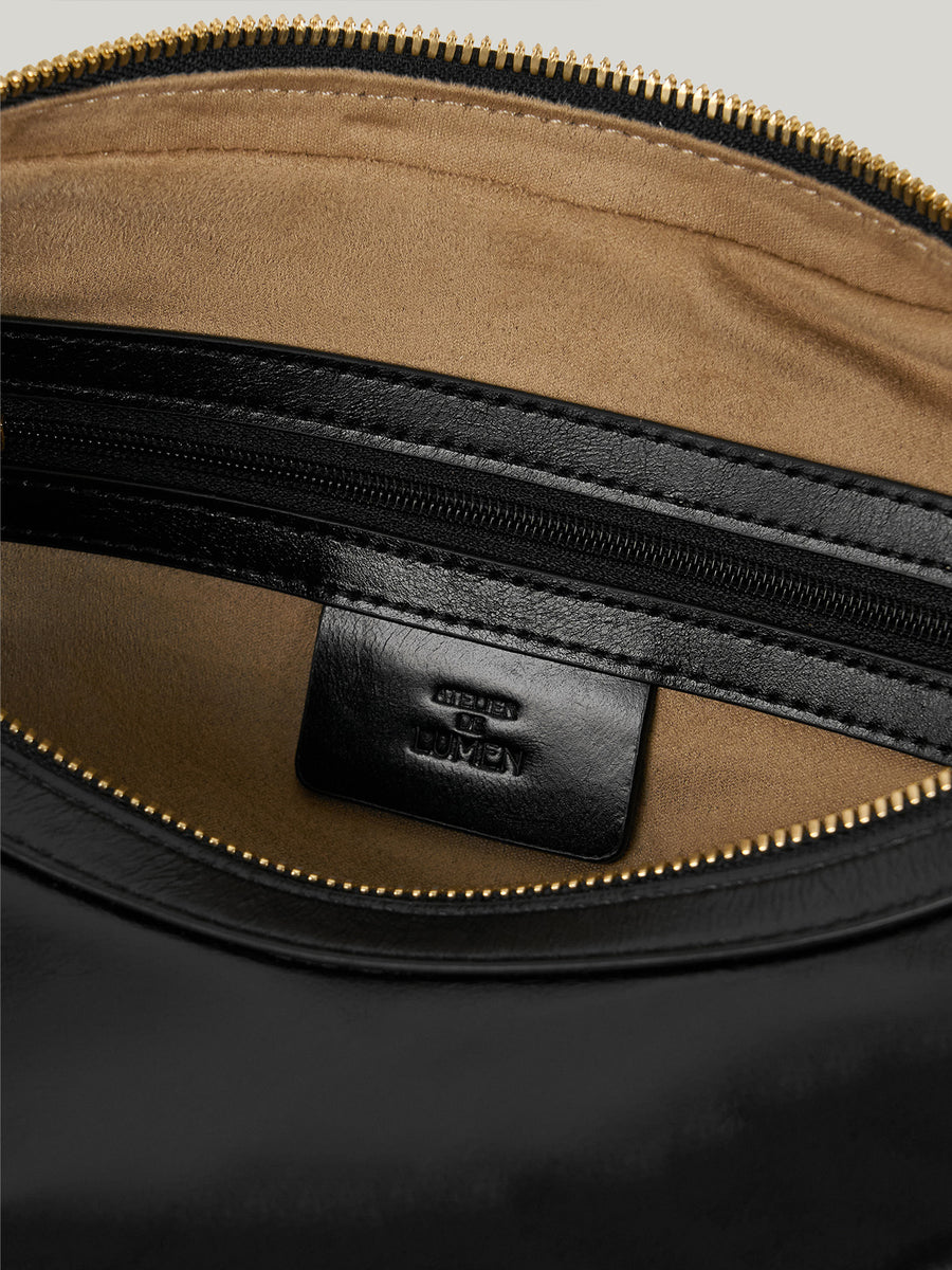 arete-demi-bag-soft-black-description-3