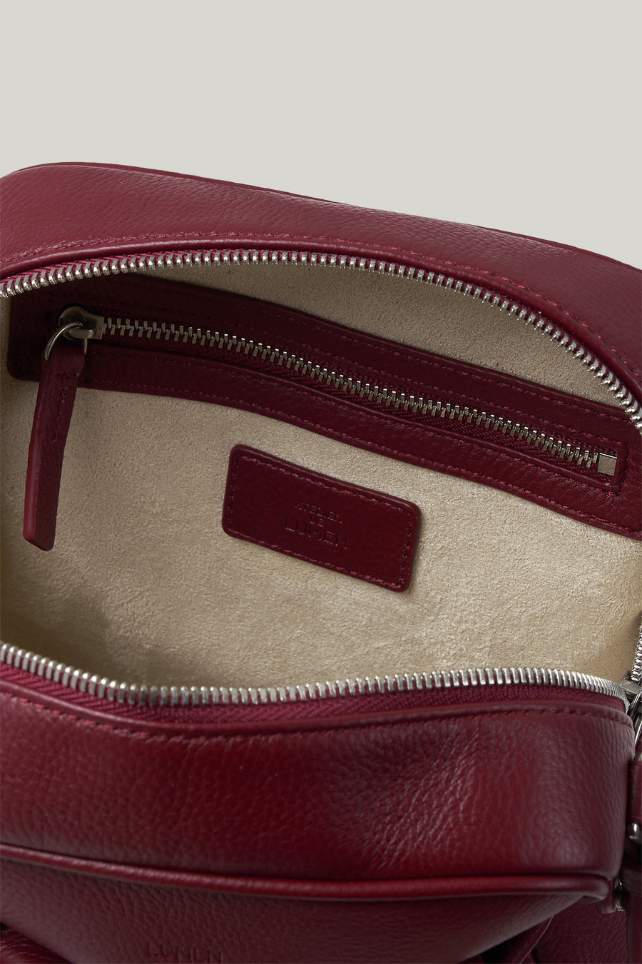 nadel-bowling-tote-bag-carmine-red-description-3