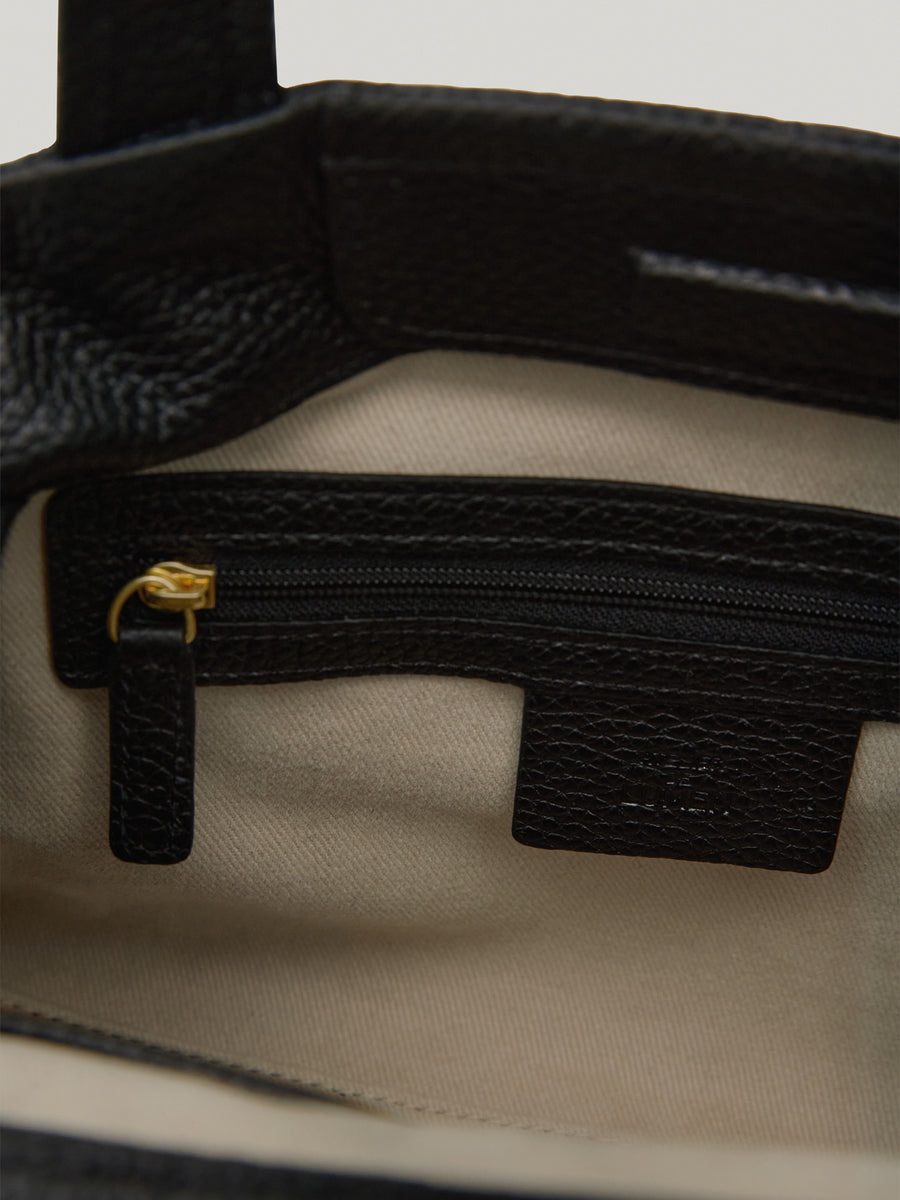 pave-petit-bag-soft-black-description-2