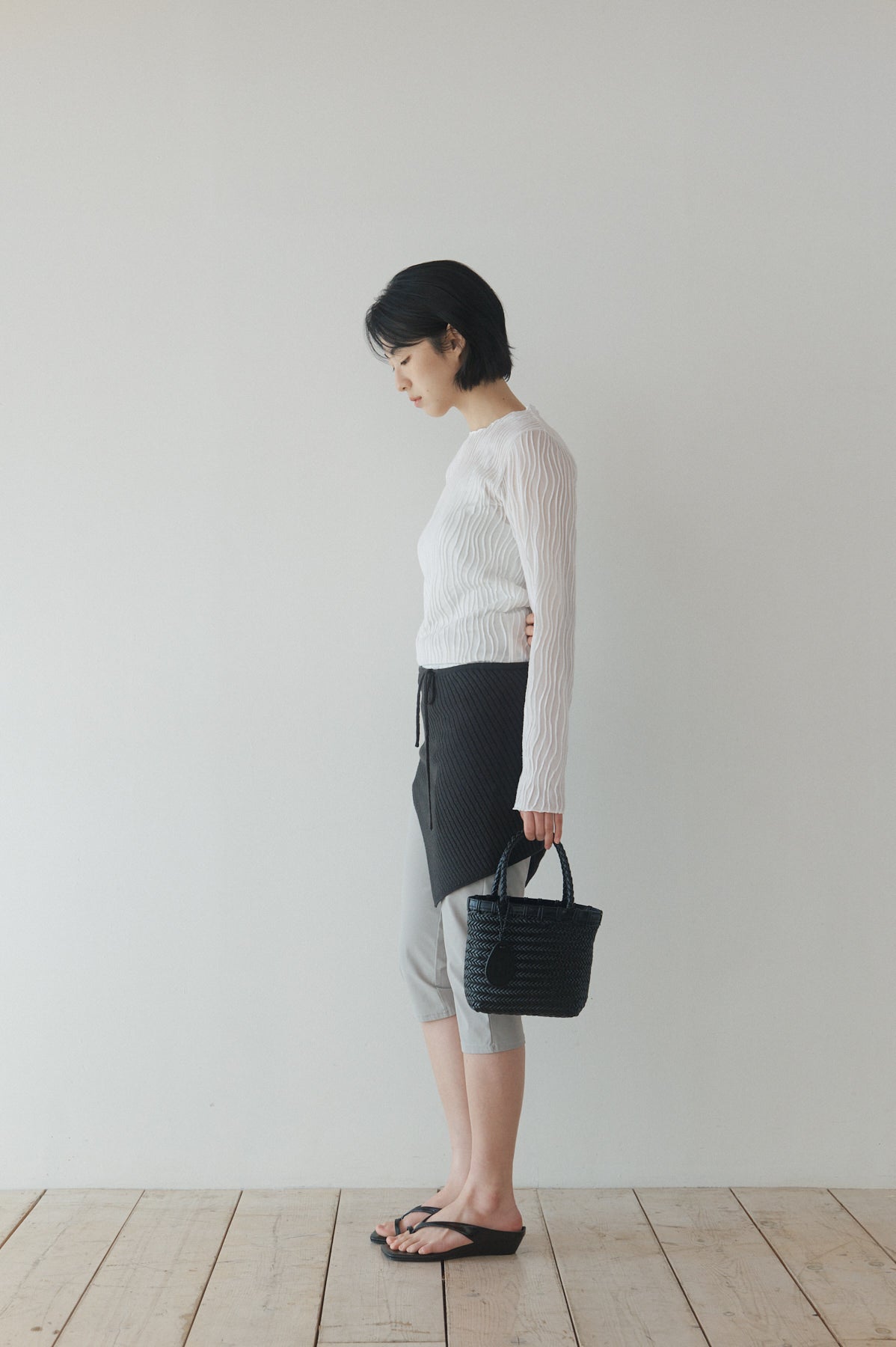 TWIG PETIT BAG (DRIED BLACK)