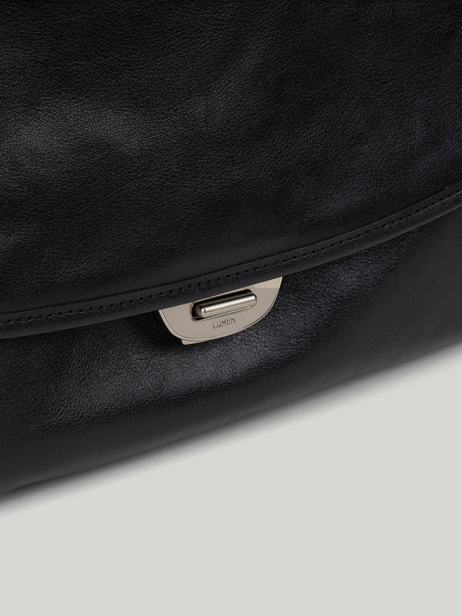 blep-shoulder-bag-soft-black-description-1