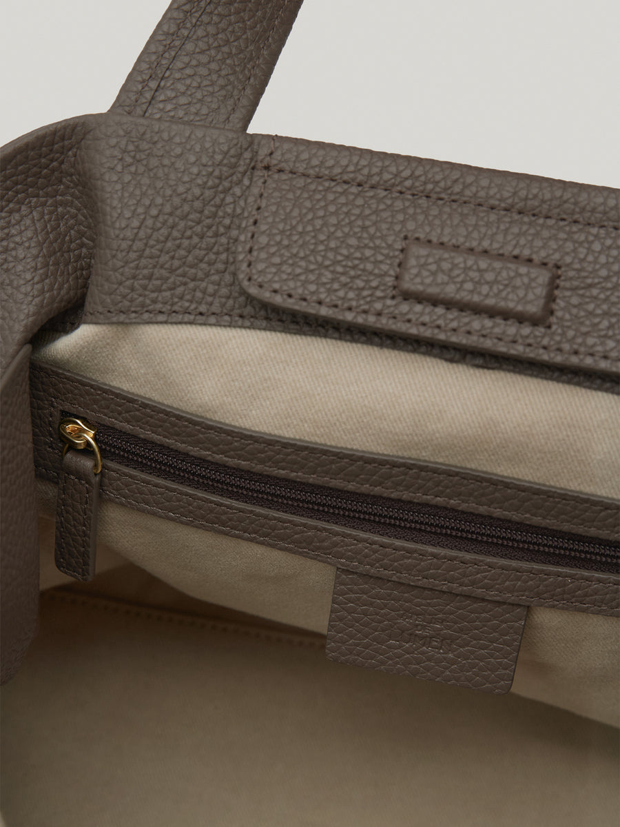 pave-tote-bag-mud-brown-description-2