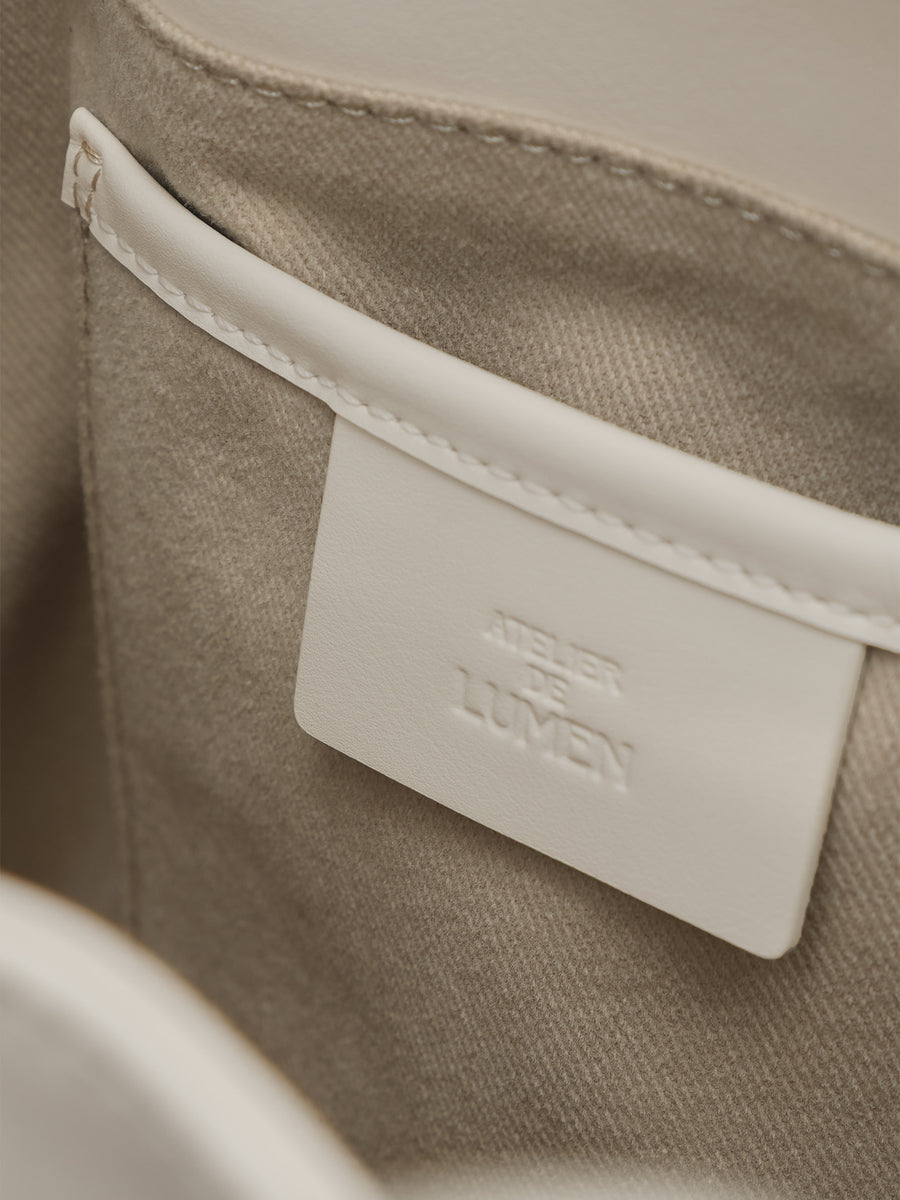 bon-ballon-bag-white-dove-description-2