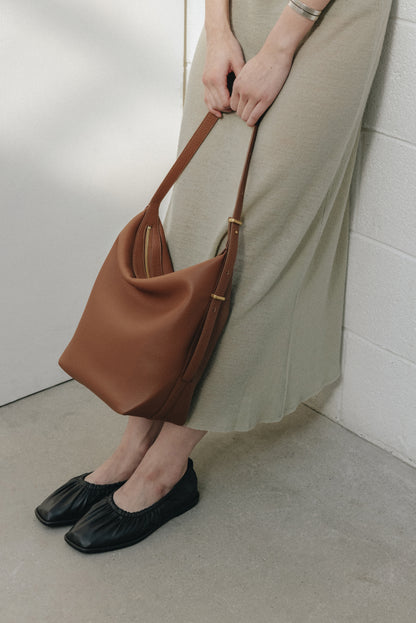 BAIA BAG (トーニーブラウン)