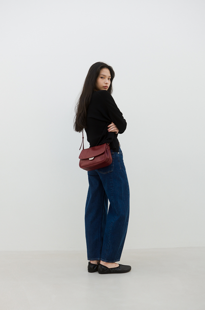 BLEP CROSSBODY BAG (CARMINE RED)