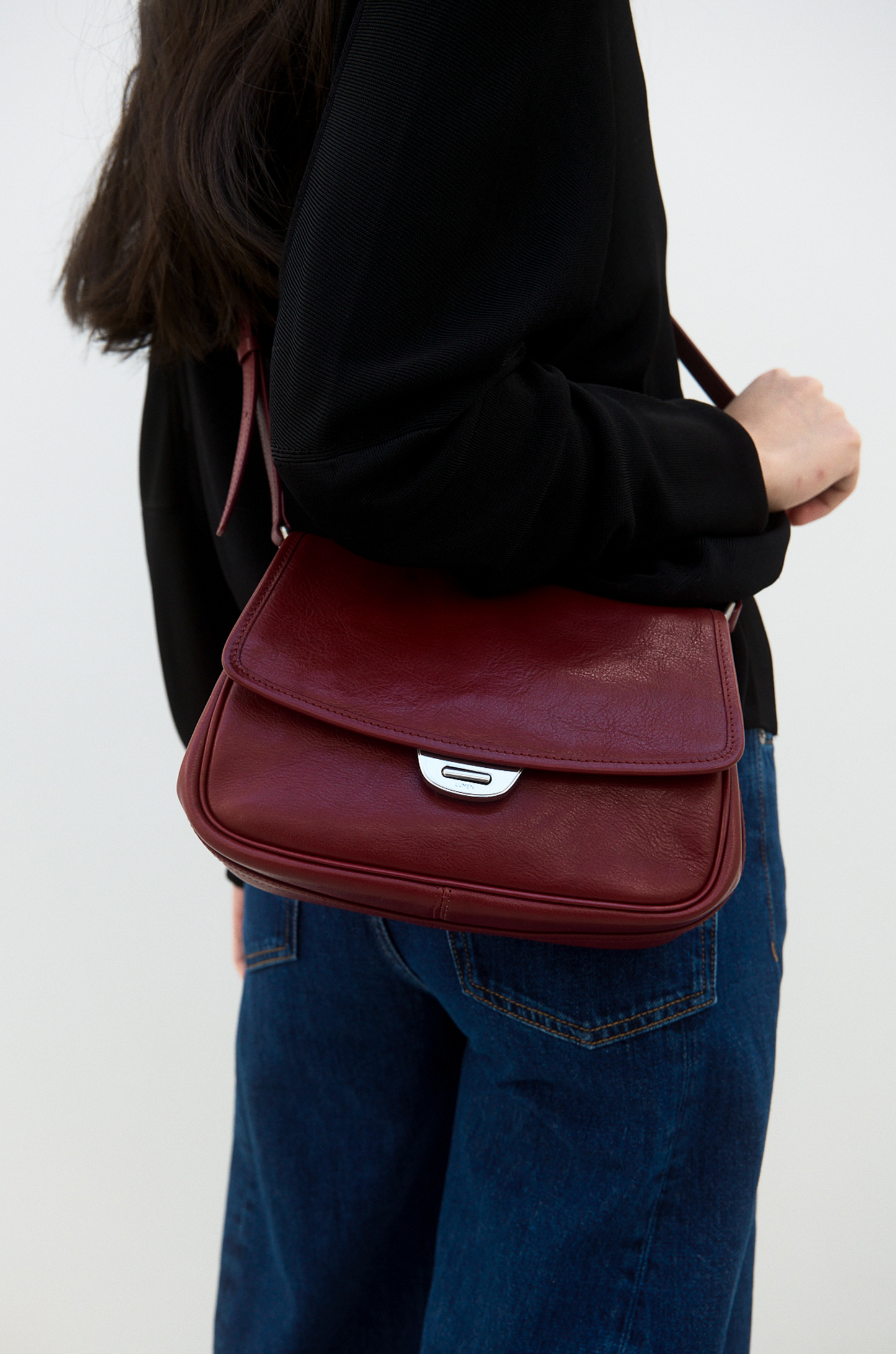BLEP CROSSBODY BAG (CARMINE RED)