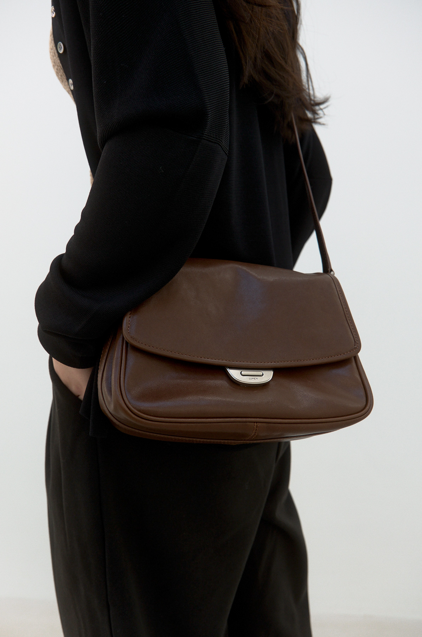 BLEP CROSSBODY BAG (ORGAN BROWN)