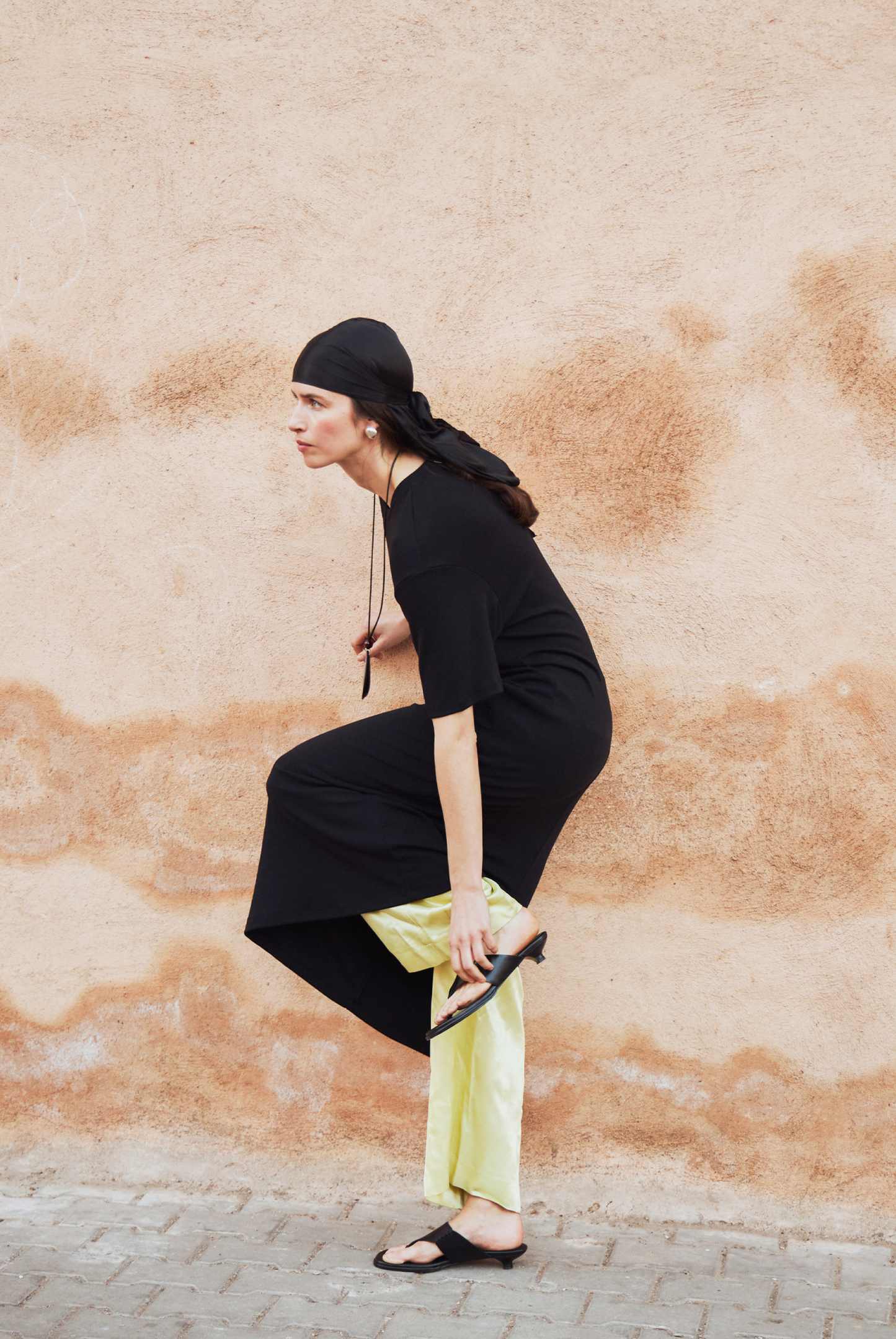 BIND FLIP (SOFT BLACK)