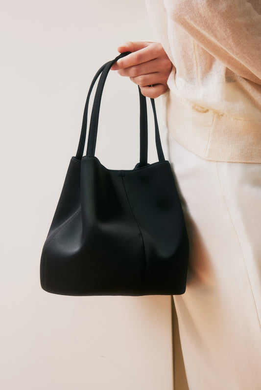 BON BALLON BAG (SILK BLACK)