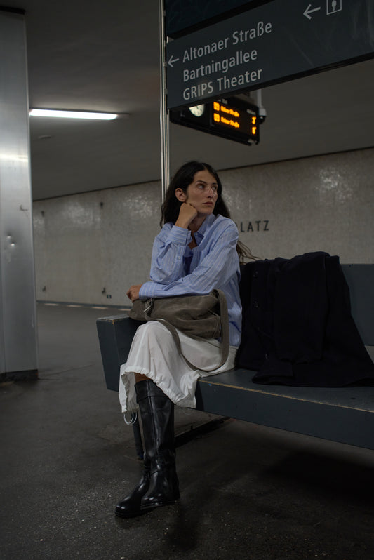 BRISE BAG (SUEDE GREY)