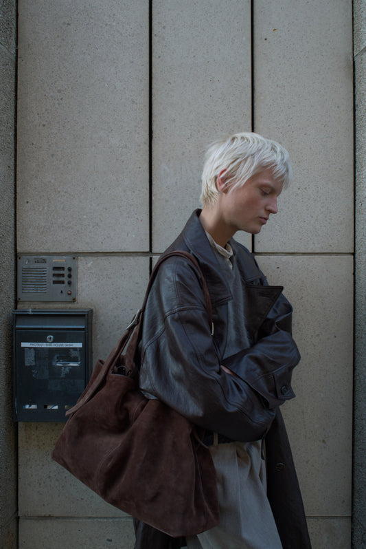 BRISE GRAND BAG (SUEDE BROWN)