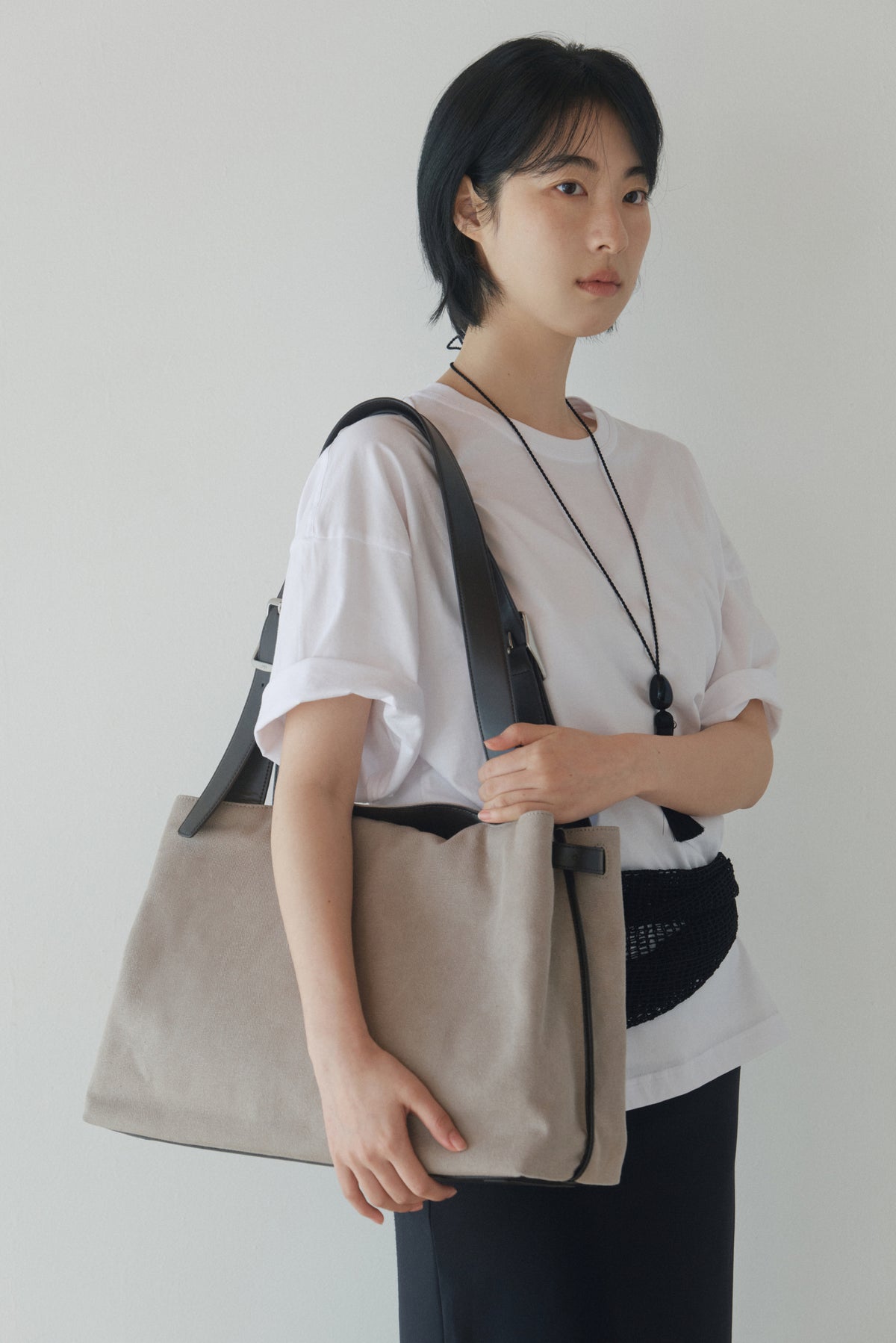 BRISE MEDIUM BAG (CANVAS BEIGE) - Atelier de LUMEN