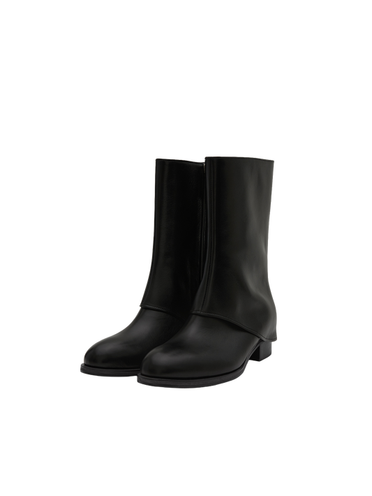 CAPE MIDDLE BOOTS (SOFT BLACK)