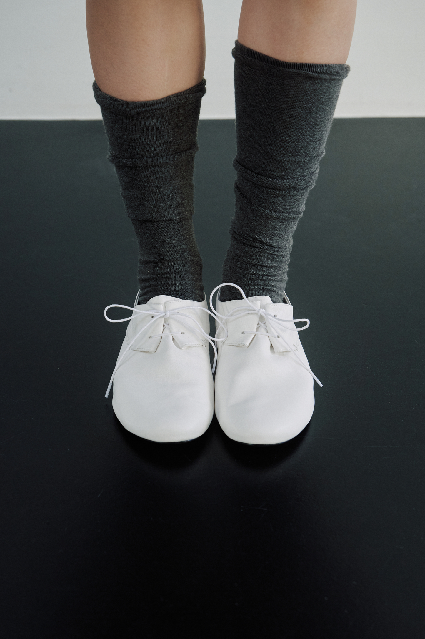 CLASSIC DERBY SHOES (PORCELAIN WHITE)