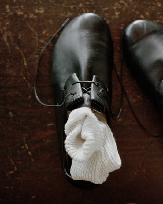 CLASSIC DERBY SHOES (SOFT BLACK)