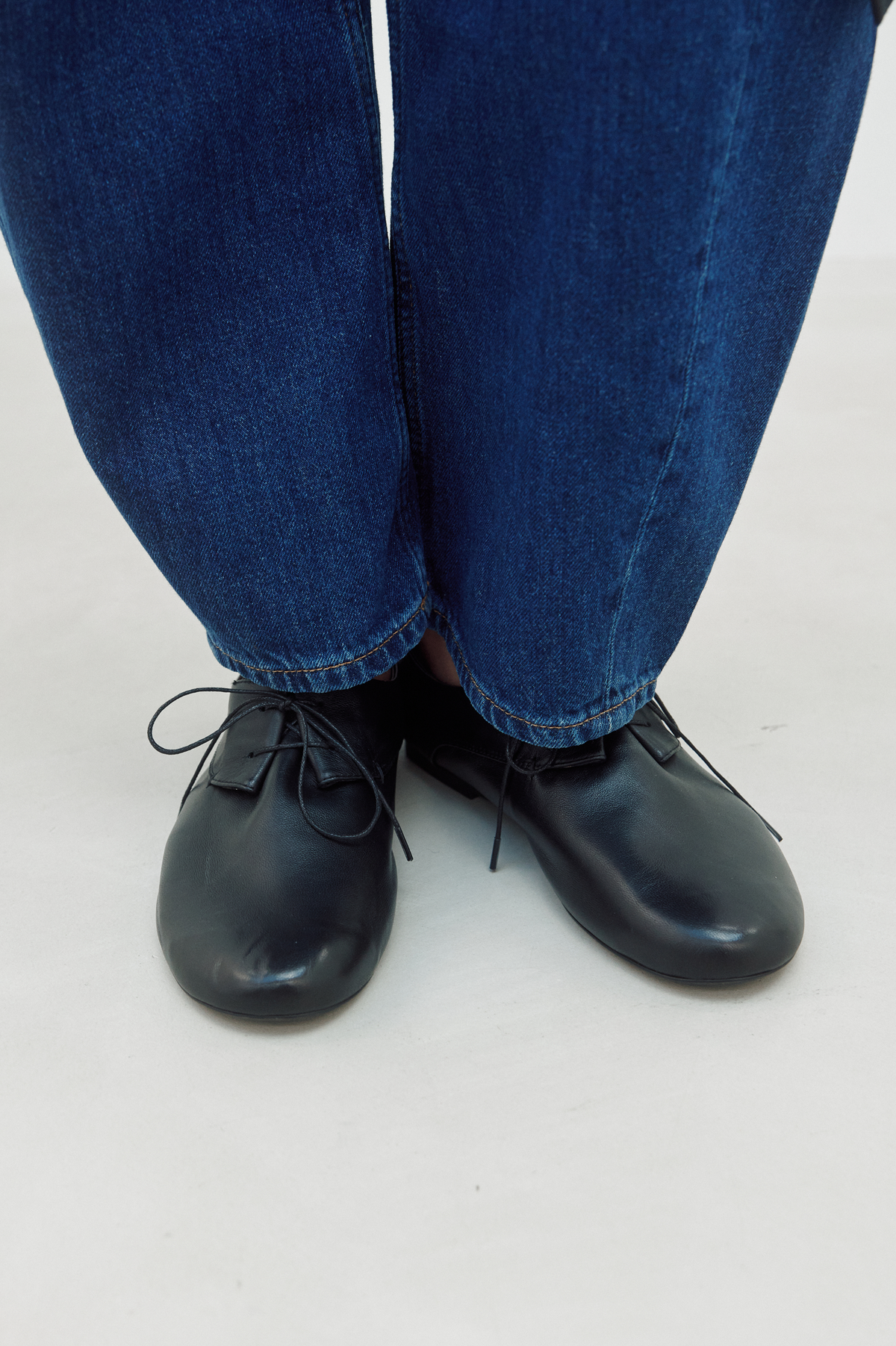 CLASSIC DERBY SHOES (SOFT BLACK) - Atelier de LUMEN
