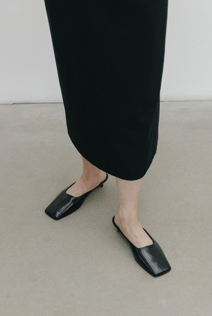 CLIVE SQUARE MULE (SOFT BLACK)