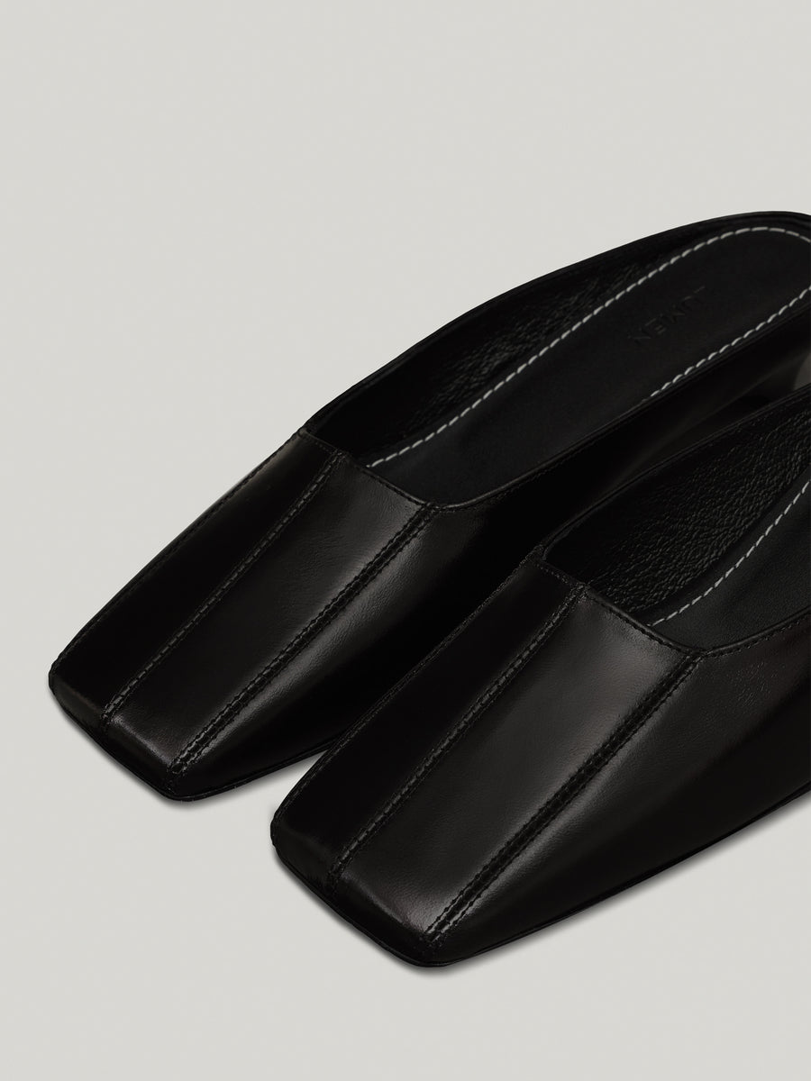clive-square-mule-soft-blalck-description-1