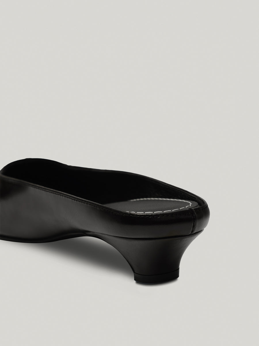 clive-square-mule-soft-blalck-description-2