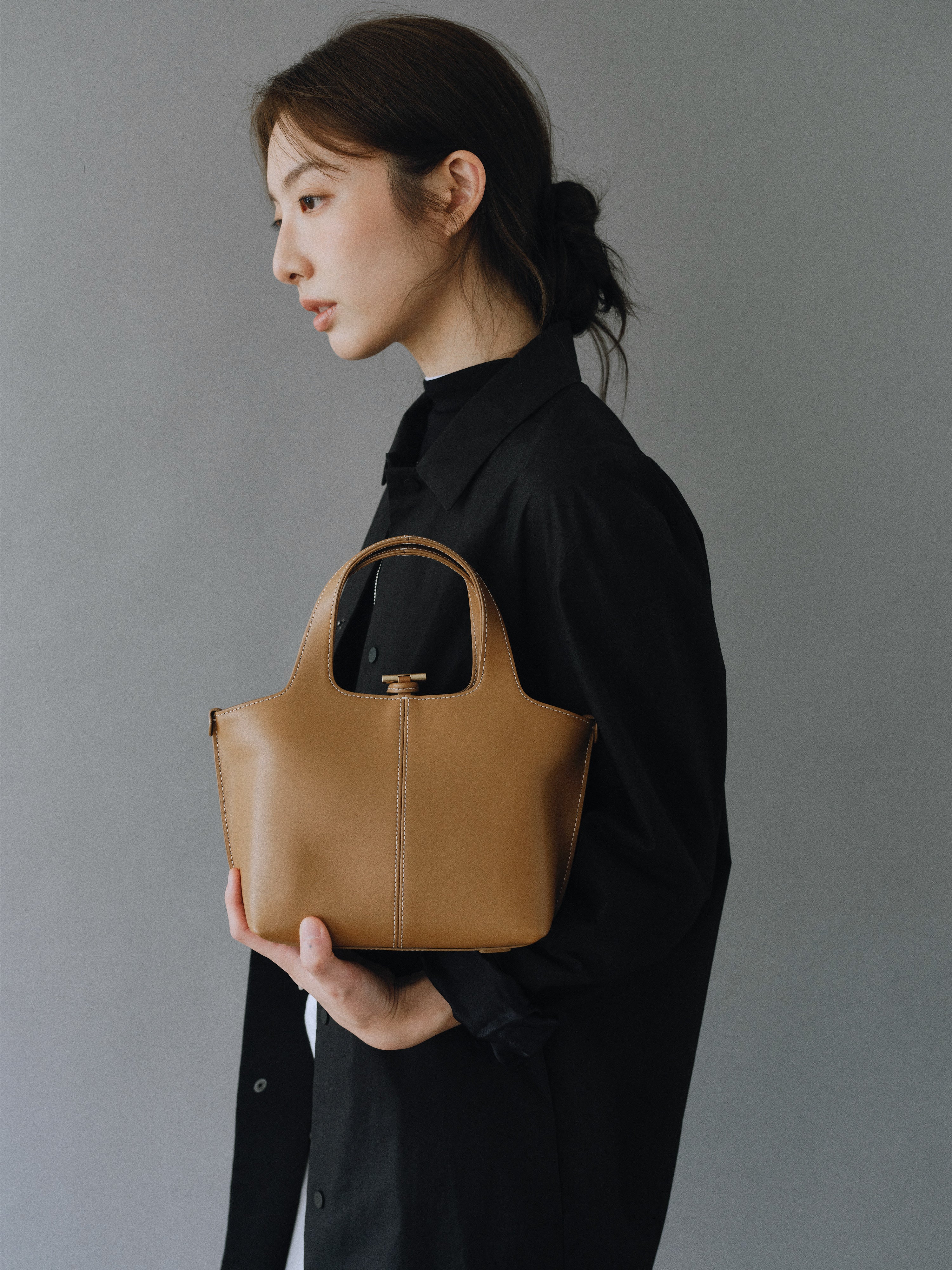 PANIER PETIT BAG (TAN BROWN) | Leather Top Handle Bag – Atelier de