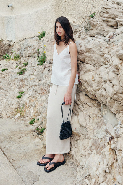 GRID MINI SLING BAG (SOFT BLACK)