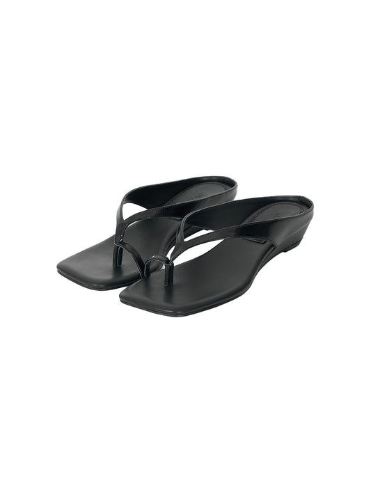 KITTEN HEEL FLIP (SOFT BLACK)