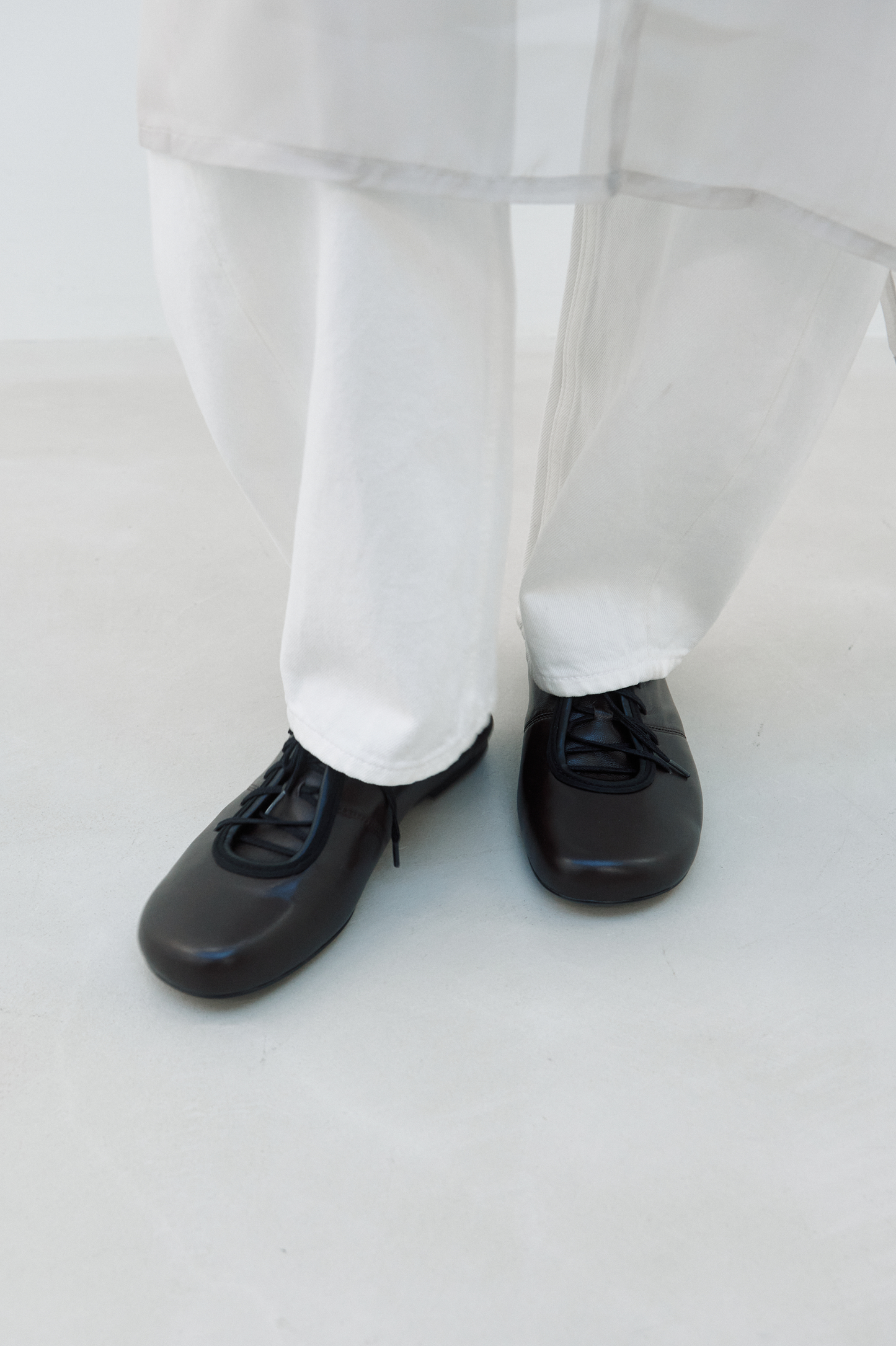 LACE UP BOWLING SHOES (ORGAN BROWN)