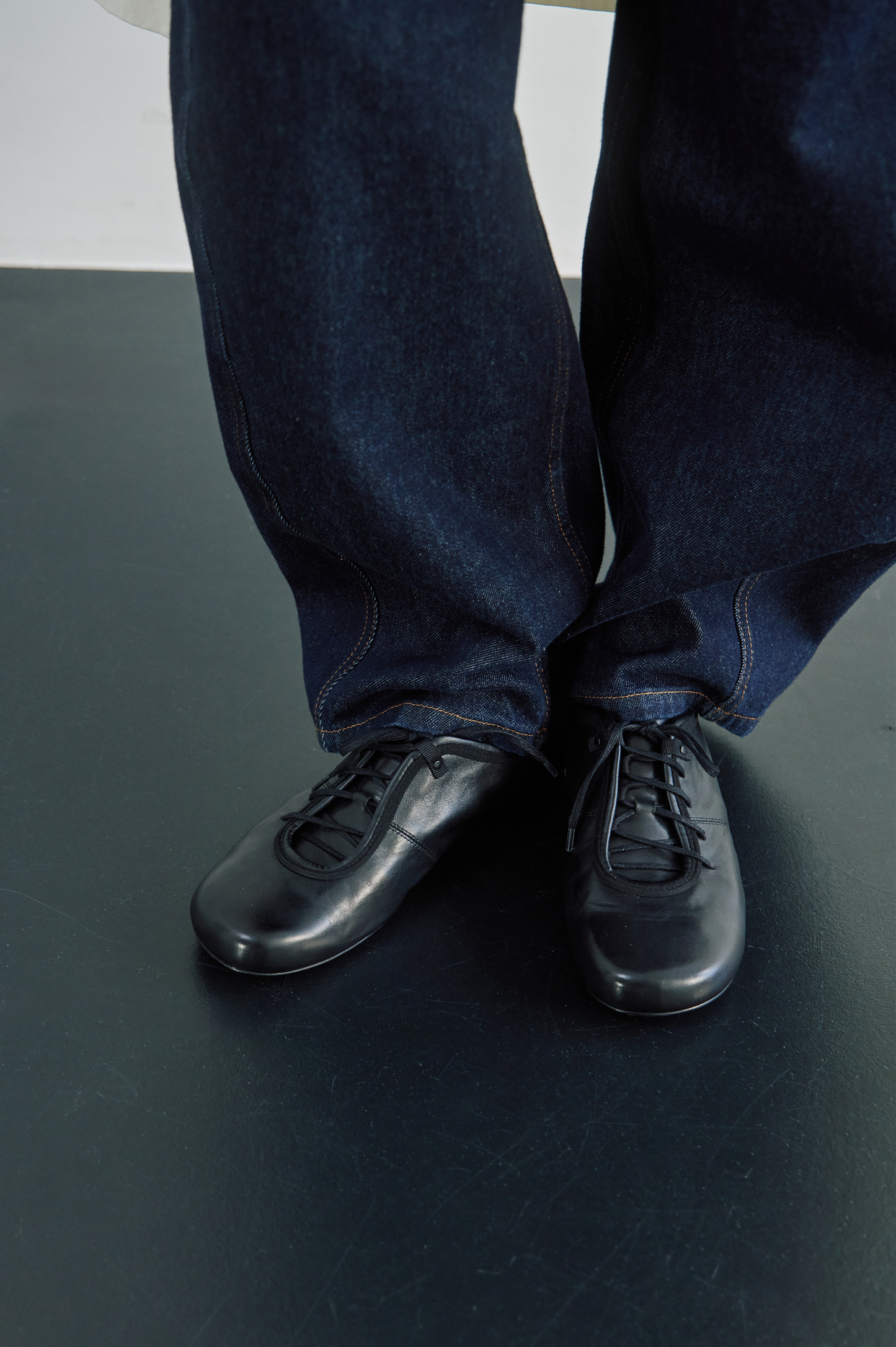 LACE UP BOWLING SHOES (SOFT BLACK)