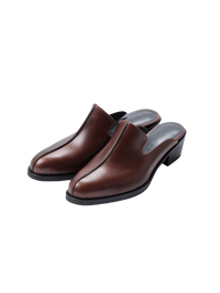[LUMEN X IHNN] WESTERN HEELED MULES (OAK BROWN)