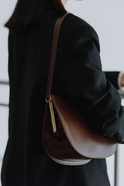 LUNE FORME BAG (OAK BROWN)
